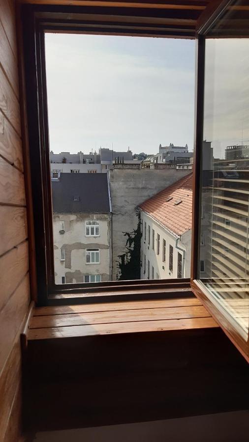 Апартаменти Attic Flat In The Center Братислава Екстер'єр фото
